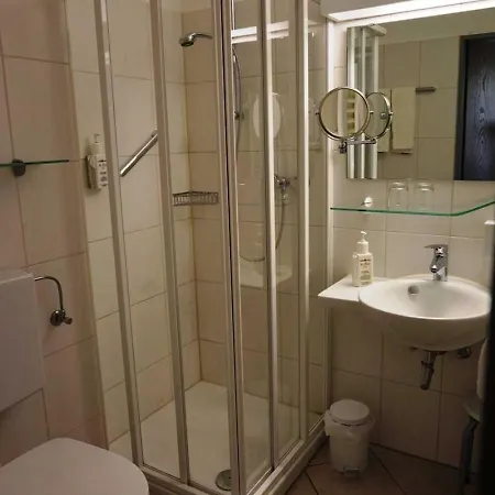 Vier Linden Kiek In מלון