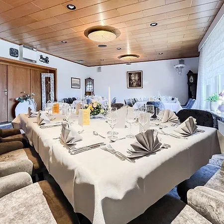 Vier Linden Kiek In מלון 3*